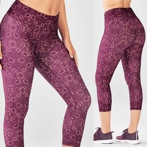 Amara Powerlite Crop Legging